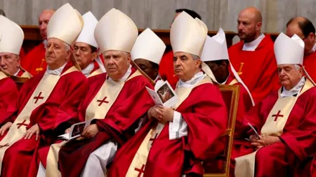 Lupta pentru Vatican: Ultraconservatorii vor ca următorul papă să fie tradiționalist