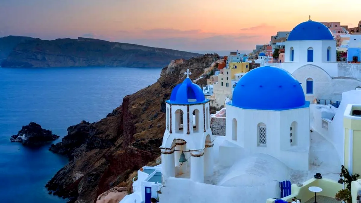 Vacanță în Grecia? Țara extinde restricţiile