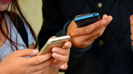 Mare atenție! Un nou tip de fraudă cu smartphone se răspândește în România