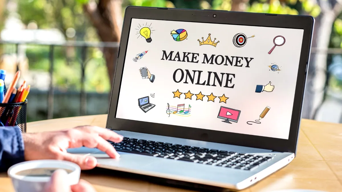 Cum poți dezvolta un business în online? Buhnici:„Trebuie să ai ceva de spus. Altfel...”