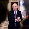 Interimatul lui Ilie Bolojan la Educație: ce spune legea, ce se întâmplă în realitate și de ce întârzierea nu e neapărat o problemă politică