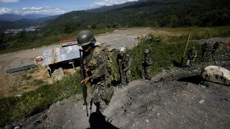 Atac armat soldat cu 18 morți într-o regiune din Peru unde se cultivă coca