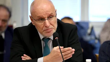 Atenție, Sofia! „Isărescu de Bulgaria” dă România exemplu negativ
