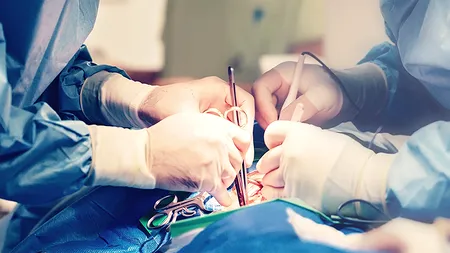 Dublu transplant de ficat și rinichi. Pacientul? Un copil de doar doi ani!