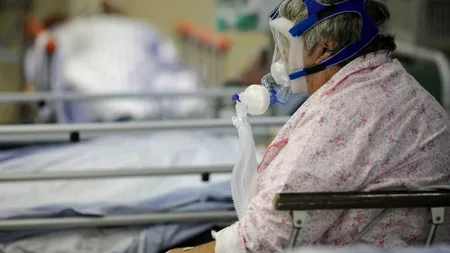 Focare de COVID în nouă spitale din București. Personalul medical, infectat