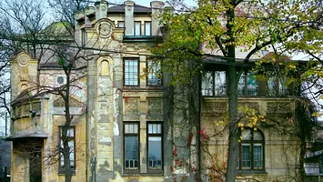 Destinul trist al unei bijuterii arhitecturale. Un castel celebru, scos la vânzare pentru 2 milioane de euro