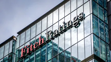Fitch a confirmat ratingul României la “BBB minus”, cu perspectivă negativă