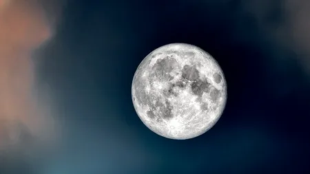 Horoscop 4 iunie 2023. Cum sunt afectate zodiile de Luna plină în Săgetător
