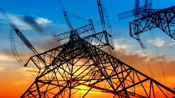 Șocul invizibil al energiei: companiile devin amortizoare, prețurile urcă peste tot