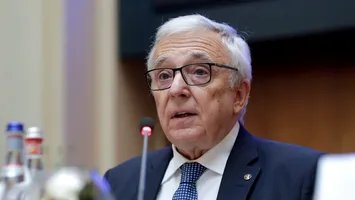 Motivul pentru care firma lui Mugur Isărescu a pierdut finanțarea europeană. Eroarea care l-a „costat” 55.000 de euro