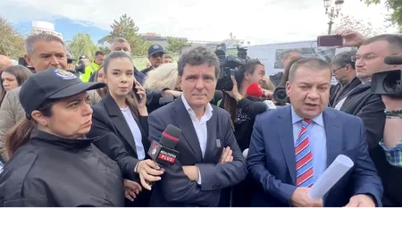 Dramoletă cu Nicușor Dan la Planșeul Unirii: gardurile, poliția locală și telefonul la 112