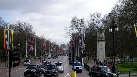 Reguli de circulație în Anglia. Ce trebuie să știe șoferii care ajung în Marea Britanie