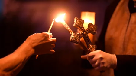 Slujbă în limba slavonă la Catedrala Veche din Iași, în noaptea de Înviere, pentru refugiații ucraineni