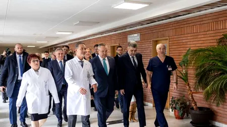 Premierul Nicolae Ciucă, Marcel Ciolacu şi Lucian Bode au vizitat Institutul Inimii din Târgu Mureş