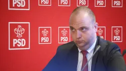 Performanță managerială de top marca Mîndrescu „Vuitton”: Conturile  Companiei Naționale Aeroporturi București au fost blocate pentru o datorie de …100.000 de euro