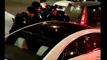 Scene halucinante cu un șofer agresiv și cinci oameni ai legii la Tineretului (VIDEO)