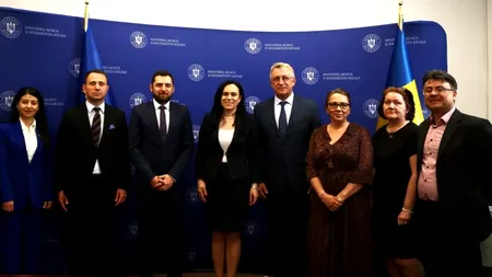 Ministrul Muncii, Simona Bucura - Oprescu, și ambasadorul Armeniei discută despre reforma în asistența socială