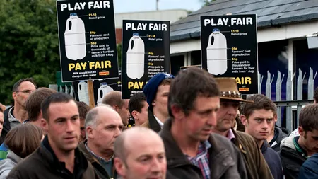 Regatul Unit: Agricultorii protestează în fața Parlamentului contra ”big six” distrubuitori