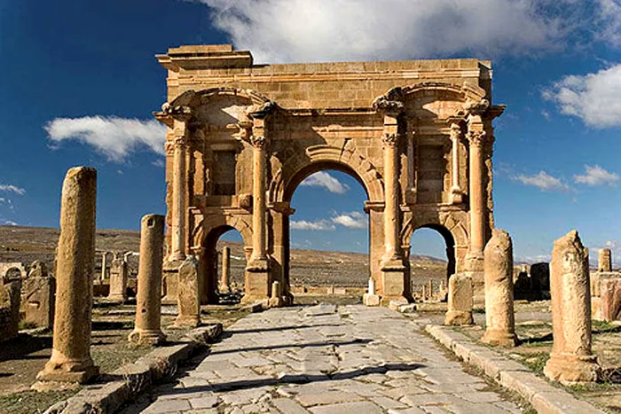 Arcul lui Traian, Algeria, Timgad