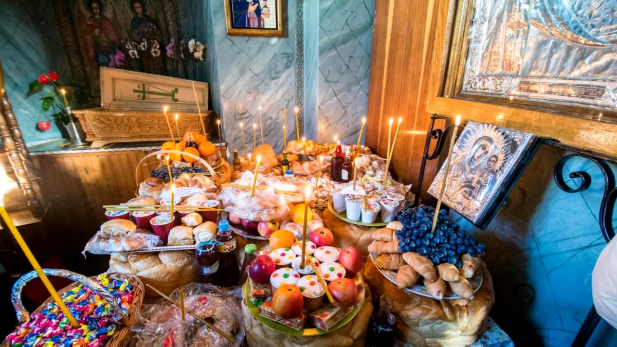 Moșii de toamnă, 1 noiembrie 2025: ce se dă de pomană și ce obiceiuri se păstrează