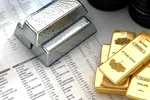 Zi neagră pentru aur și argint. Scăderi abrupte pe fondul crizei din Iran