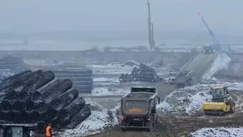 Se lucrează la nodul rutier de pe Autostrada Sibiu-Piteşti de la Boița. Pistol (CNAIR): „Unul dintre cele mai complexe din România”