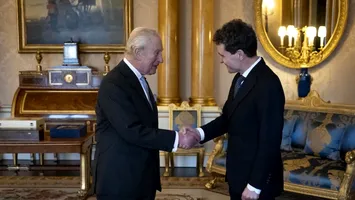 Nicușor Dan, în vizită la Palatul Buckingham. A fost întâmpinat de Regele Charles
