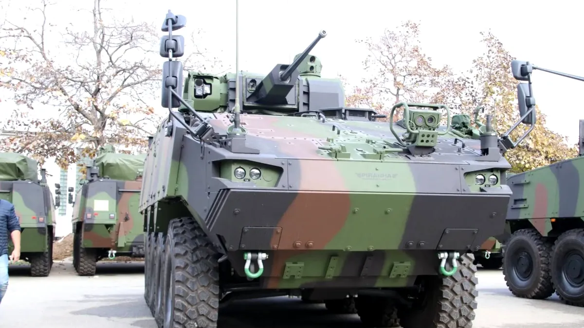 România devine un hub de producție militară: blindate, vehicule tactice și arme de ultimă generație