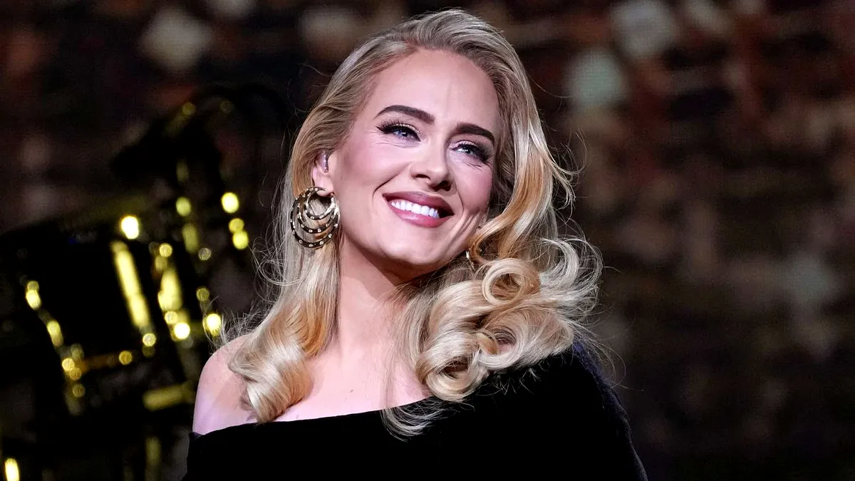 De ce a vrut celebra Adele să-și taie urechea