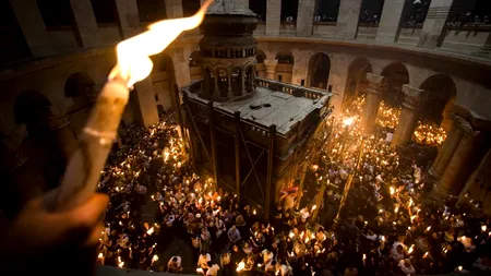 Lumina Sfântă sosește de la Ierusalim în România în seara aceasta