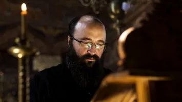 Sentință definitivă pentru preotul Visarion Alexa. Doi ani și jumătate de închisoare cu suspendare