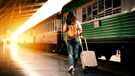 Permise gratuite de călătorie în Europa pentru 2.343 de tineri români