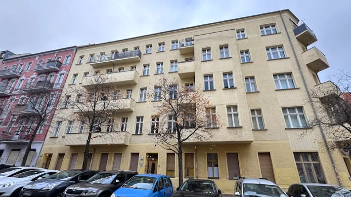 Hotelurile sociale: cum sunt exploatați românii săraci în Germania