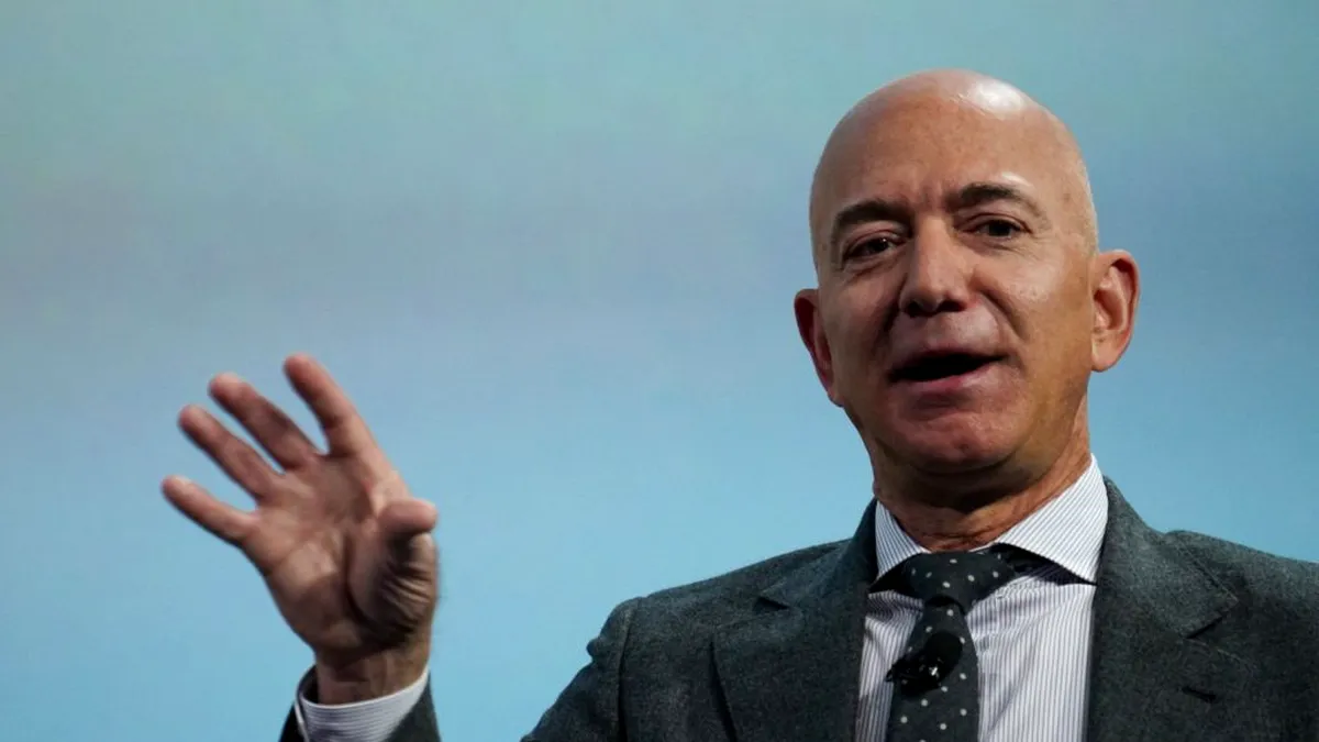 Jeff Bezos: călătorie la marginea spaţiului