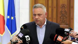 Florin Barbu acuză: Bolojan „i-a lăsat de izbeliște” pe crescătorii de oi, în plin protest violent din Piața Victoriei