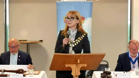 Prima femeie româncă primar în Marea Britanie, dar nimeni nu știa asta