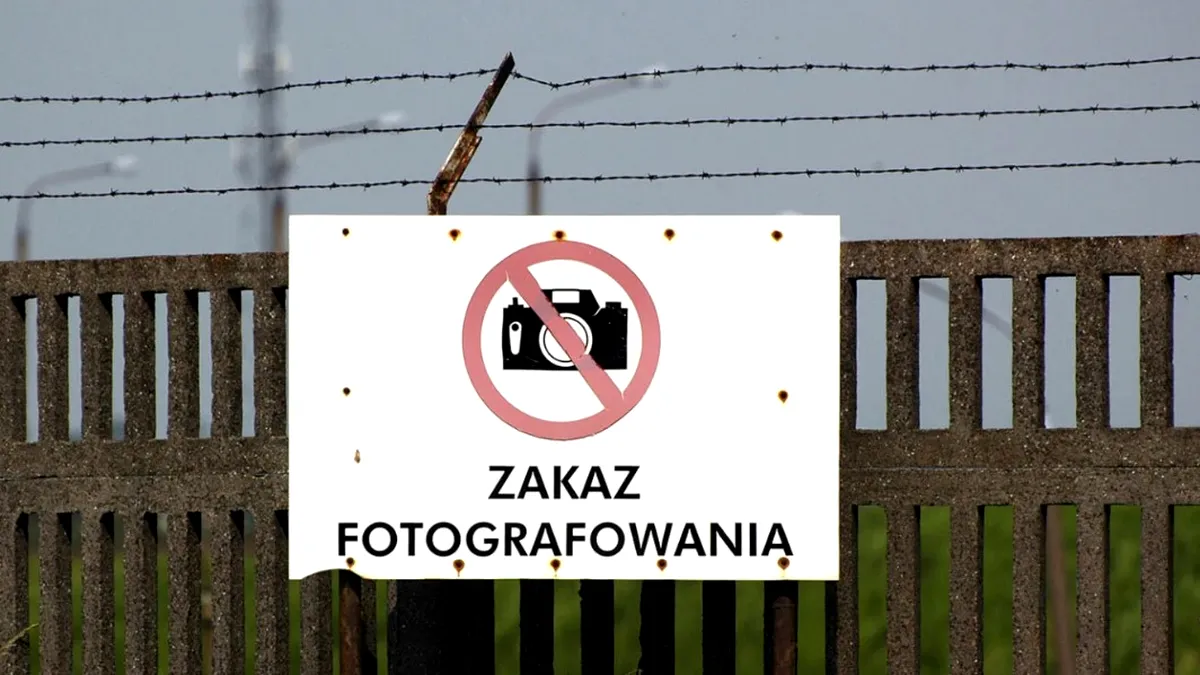 Atenţie, turişti! Autorităţile au interzis fotografierea în circa 25.000 de locuri publice