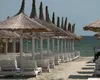 Cât a plătit un turist pentru două șezlonguri în Neptun: Asta pentru cei care se plâng că sunt scumpe șezlongurile în Grecia