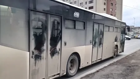 Reacția unui bucureștean la vederea unui STB murdar:  „Ăsta merge pe cărbuni?”