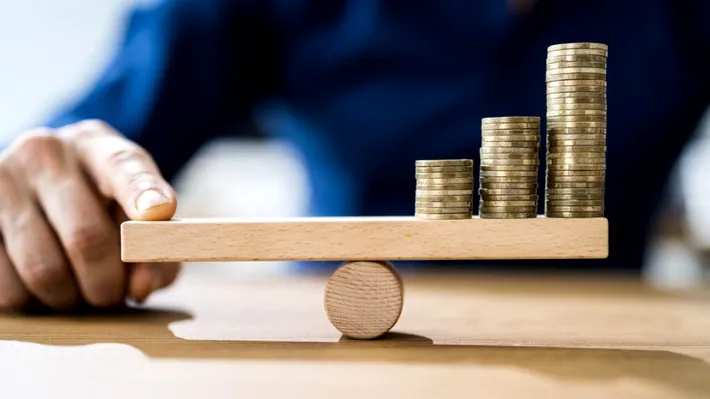 După ani de deficite, România intră în era ajustării bugetare: datoria sare de 60% din PIB