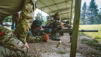 Românii preiau comanda a două misiuni militare ale UE