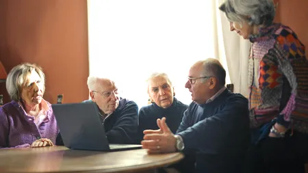 Veste bună pentru pensionari. Ministerul Muncii a trimis deja notificările