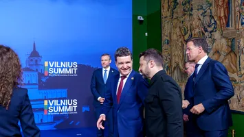 Ce au discutat Nicușor Dan și Zelenski la Summitul B9 de la Vilnius