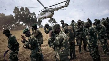 Criză în Congo, unde sunt blocați sute de mercenari români. Rebelii controlează cel mai mare oraș din regiune