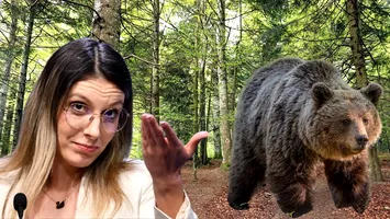Ministra USR a Mediului, Diana Buzoianu, a pregătit campania de plimbat ursul prin pădure și printre oameni