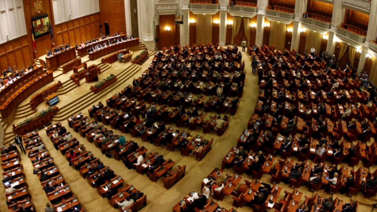 De-ale Puterii: Cum s-a ajuns la disoluția autorității?