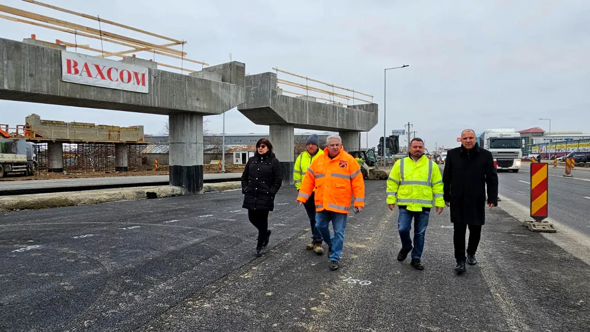 Se dau în trafic primii kilometri de autostradă construiți de chinezi în România!