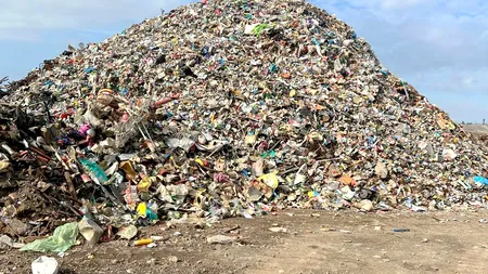 Ia amploare modelul „afacerii” Ulmeni. Gropile de gunoi clandestine devin afaceri profitabile
