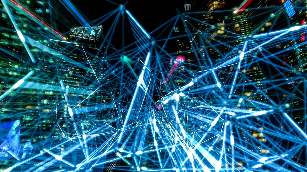 Cum a schimbat tehnologia felul în care românii își petrec timpul liber în mediul digital