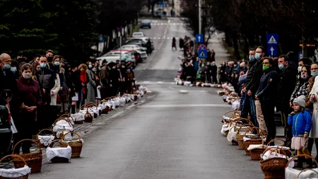 Imagini impresionante din Miercurea Ciuc. Cum a fost celebrat Paştele Catolic FOTO